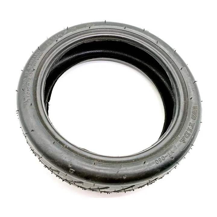 Butyl rubber 8.5-inch Non-Slip Tyre for Xiaomi M365 Pro scooter, detailed view of extra grip tread pattern.