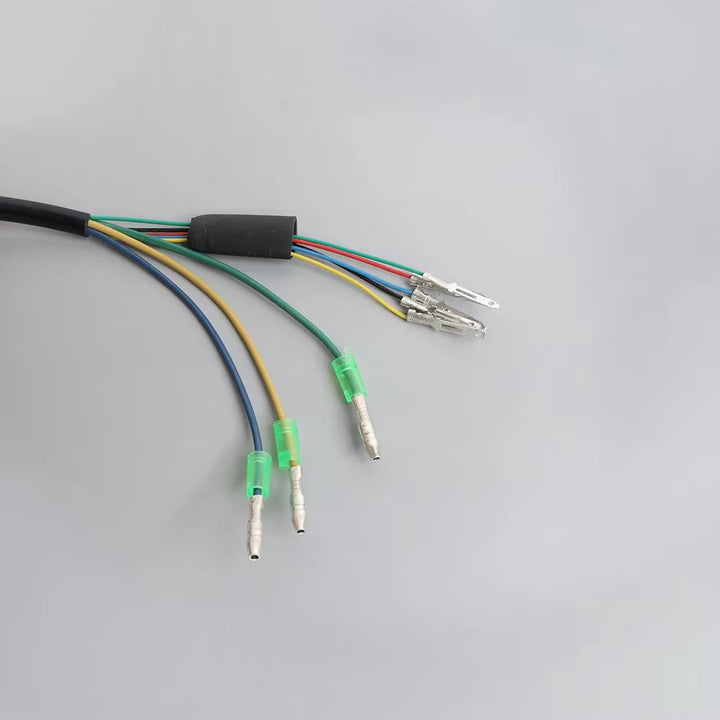 Closeup of Motor Cable Connectors for Kugoo M4 M4 Pro