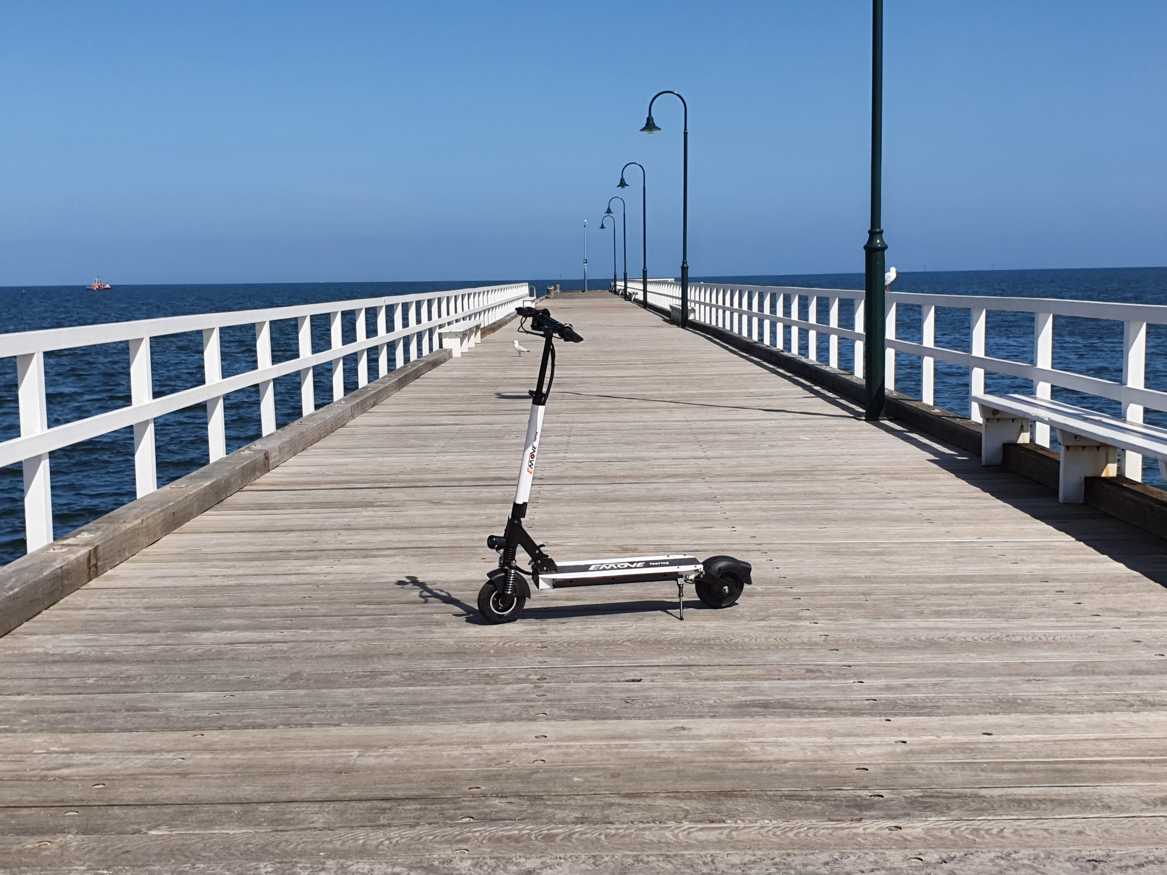 EMOVE/Voro Motors – EcoMotion Electric Scooters