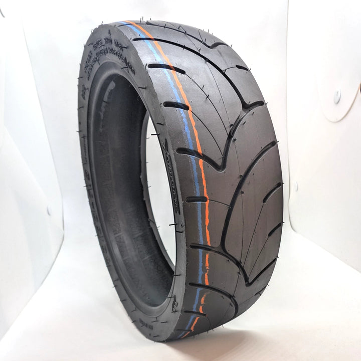 Xuancheng 70/60-7.5 tubeless tyre front tread view