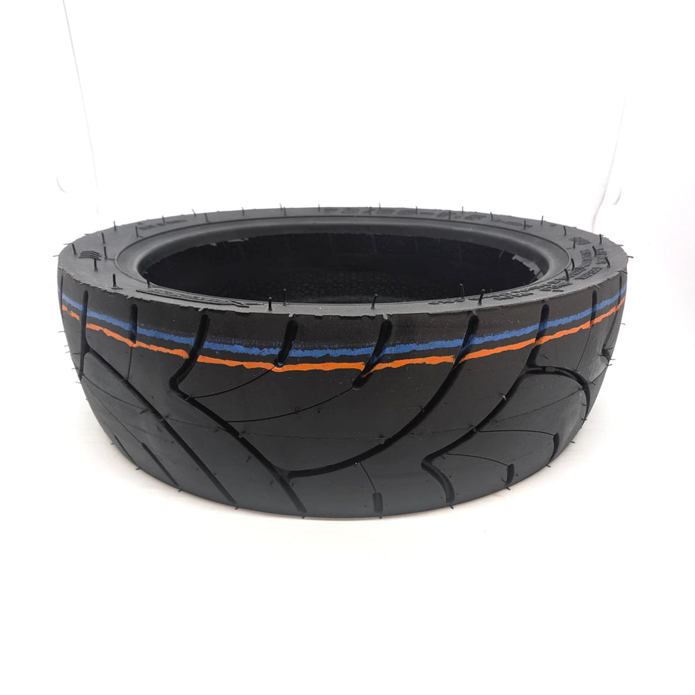 Xuancheng 70/60-7.5 tubeless electric scooter tyre tread close-up