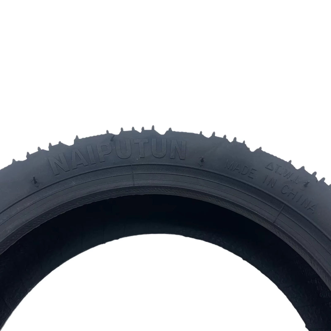 Naiputun branding on 8.5x3 tubeless tyre sidewall