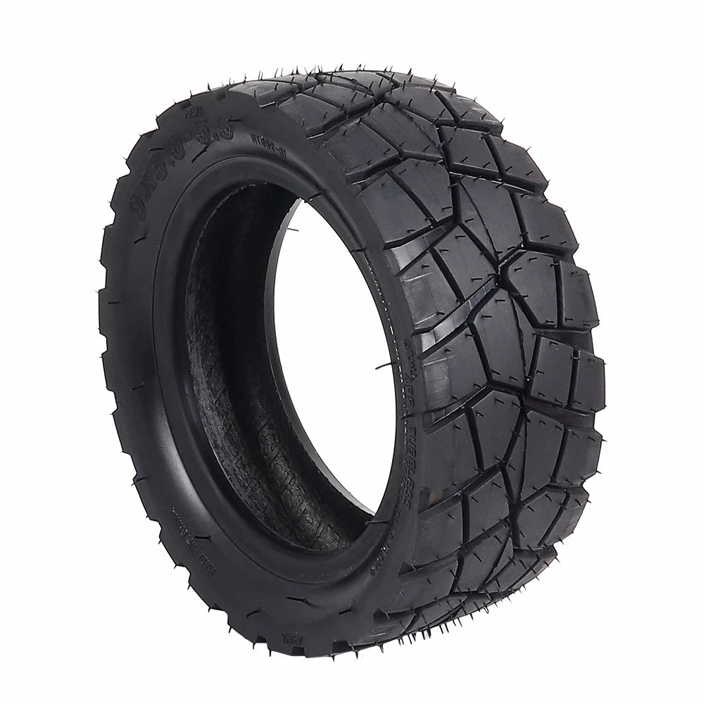 9×3.0–5.5 tubeless tyre for KuKirin G2 Pro 2024 electric scooter – angled hero view.