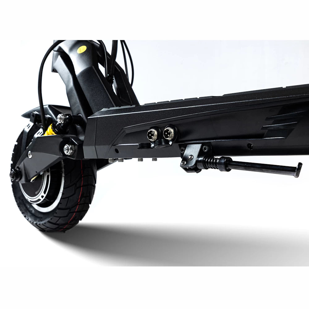 Bexly 10X electric scooter dual charging ports for faster charging, positioned on the side of the deck.