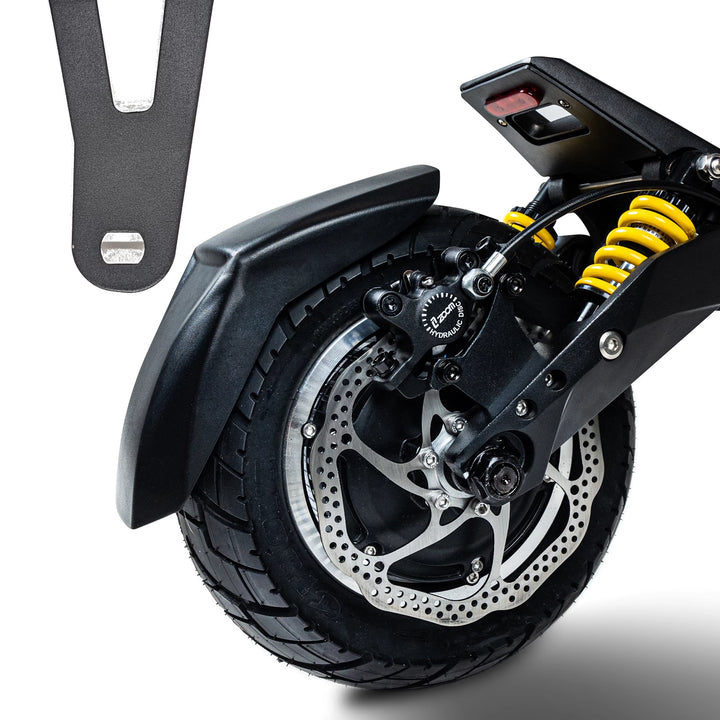 Close up view of OEM fender fitted to rear wheel of a Bexly Blackhawk Pro, with inset showing squared/level/flat mounting hole.