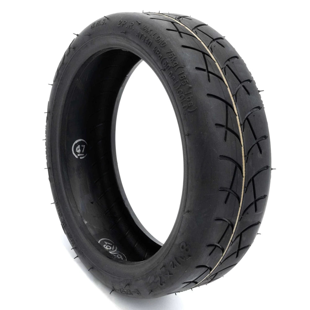 Extra thick CST 8.5x2 (50/75-6.1) tyre for Xiaomi M365 Pro. Extra thick rubber with reinforced durability.