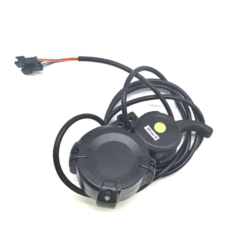 Rear view showing connector plug and housing for EY3 display throttle