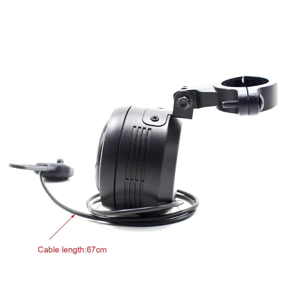 Image of the electric horn with an extended cable to the horn button, highlighting a 67 cm cable length for flexible mounting options on the bike.