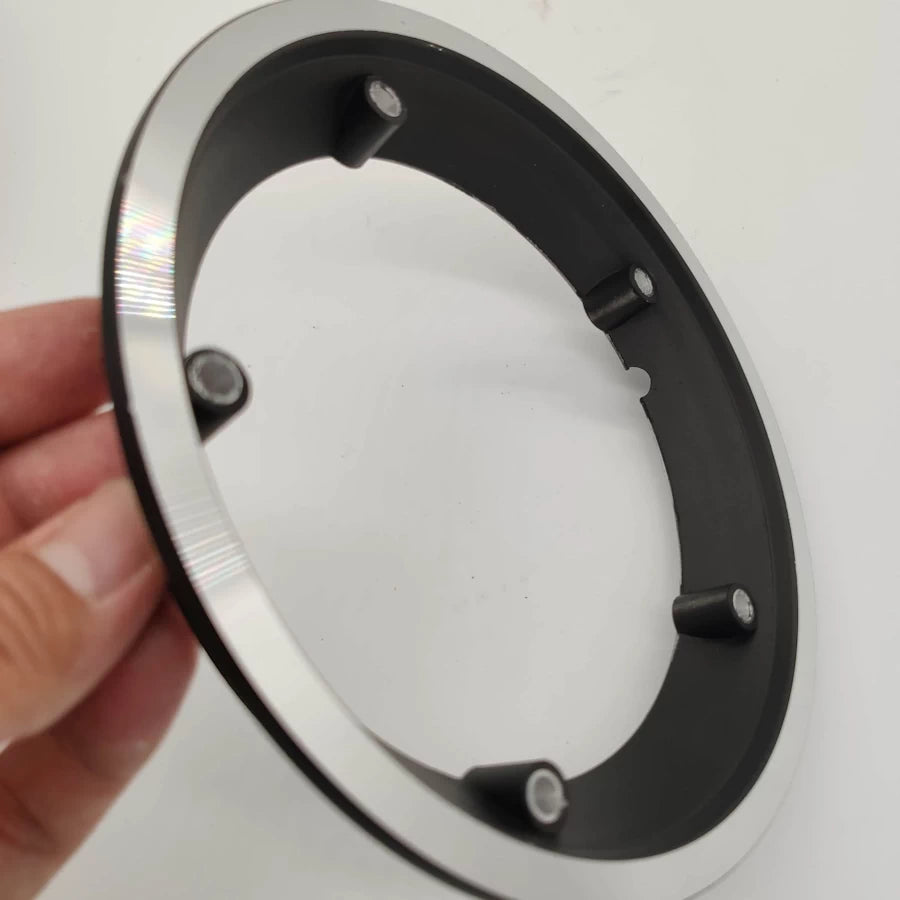 Close-up of 5-hole Minimotors Speedway 3-4 aluminium hub rim showing inner mount and bolt pattern
