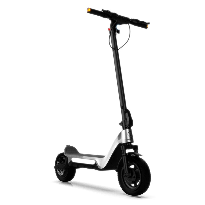 Voltrium ION Max electric scooter displayed at EV Expo, showcasing lightweight magnesium frame and premium commuter features.