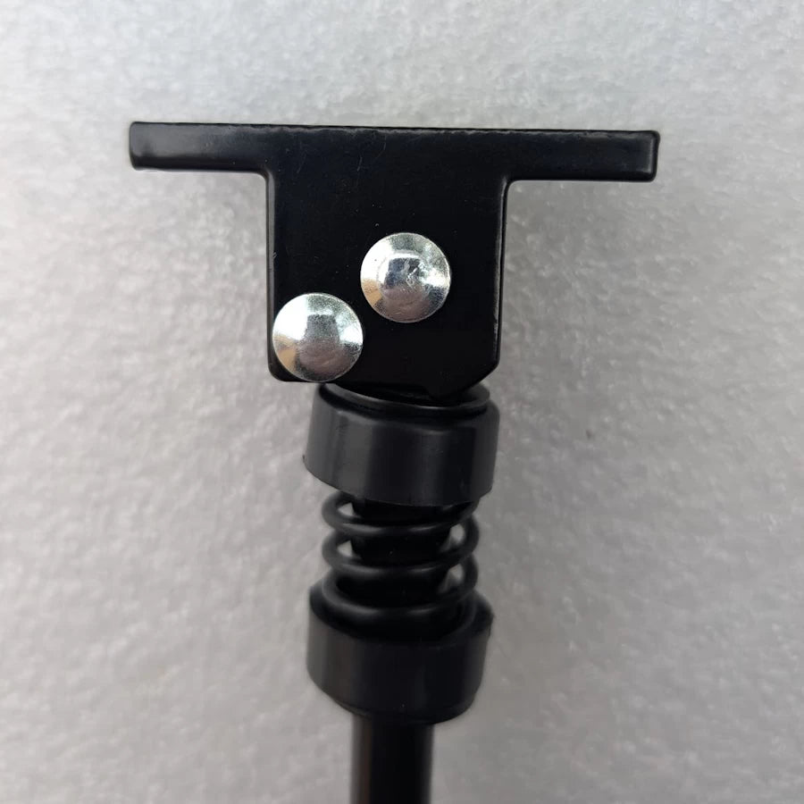 Close up view of the flat connection plate on the Kickstand