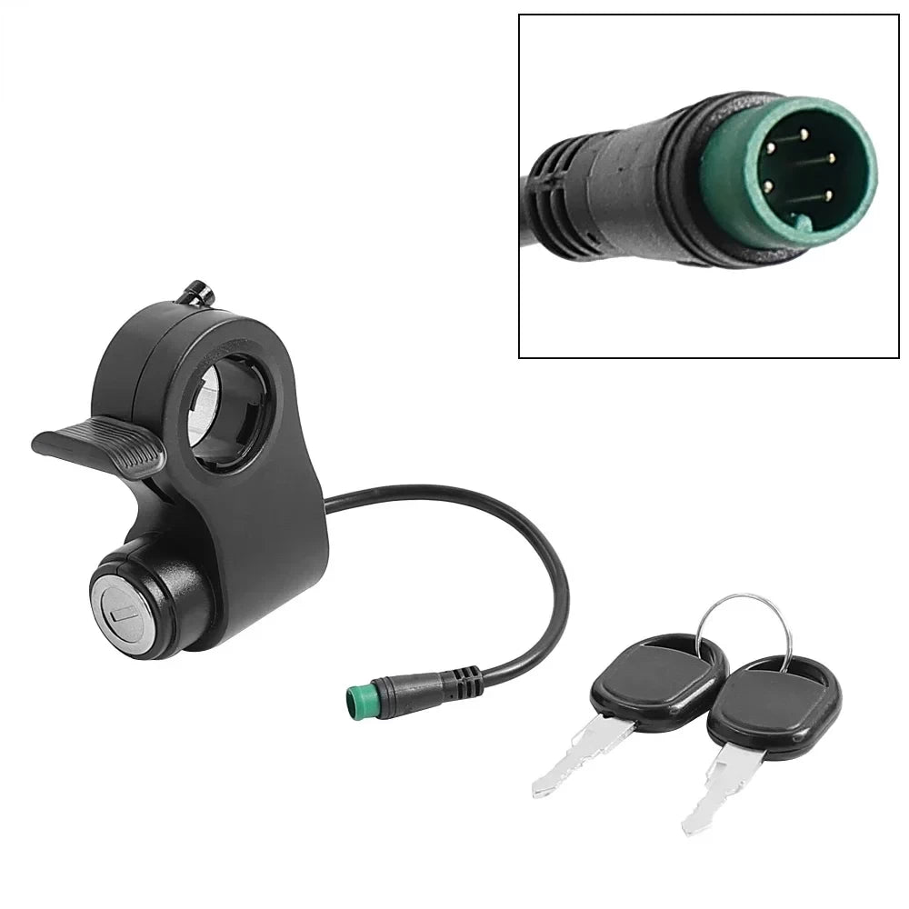 Close-up of the male, green, 6-pin Julet connector plug for Kukirin G2 Pro electric scooter throttle