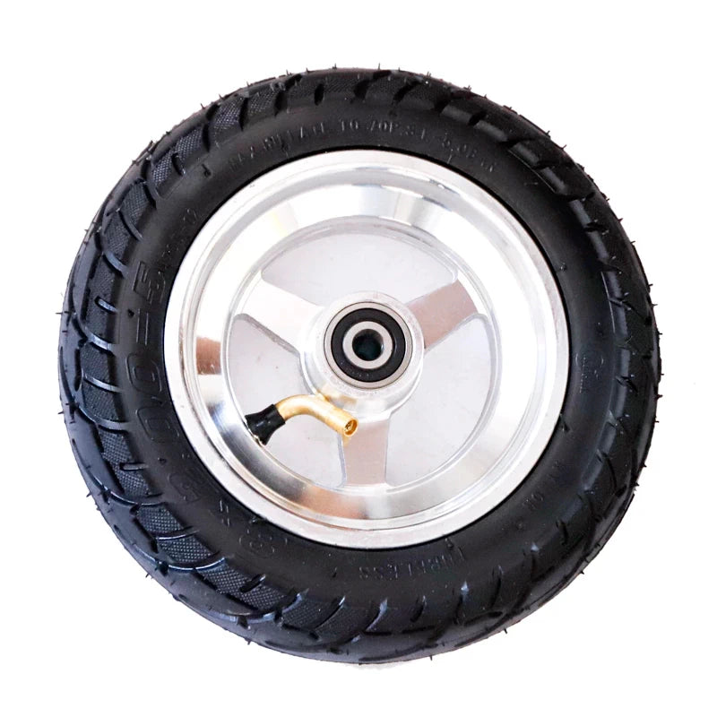 Side profile of the 8-inch wheel hub with tubeless tyre installed.