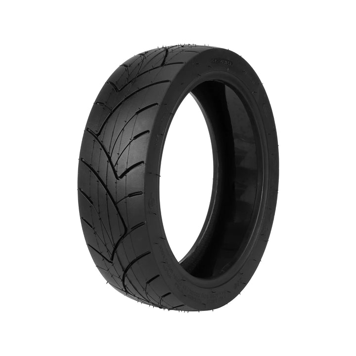 Front view of CORDIAL 70/60-7.5 tubeless self-healing replacement scooter tyre.