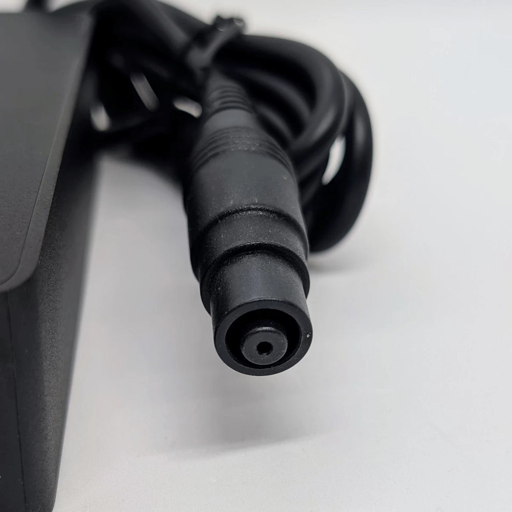 Ninebot ZT3 Pro charger output plug close up