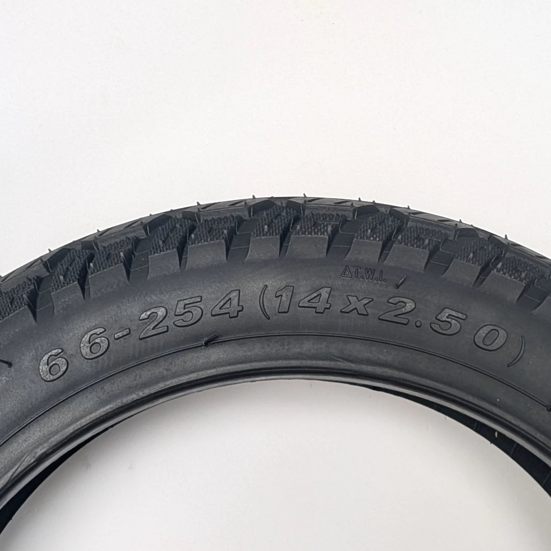 66-254 and 14x2.50 size markings on ULIP MANLUNG electric scooter tyre