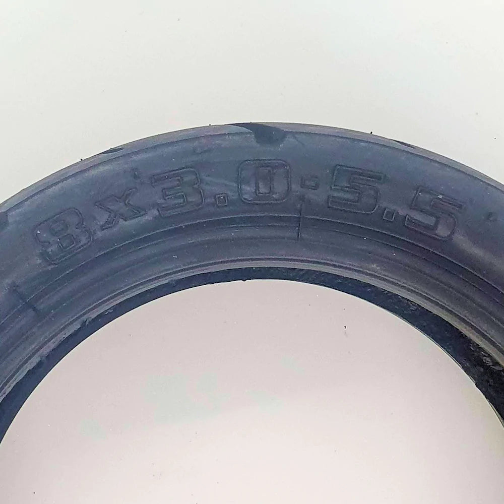 Dimensions on side wall of the TUOVT 8x3.0-5.5 electric scooter tyre – high-quality outer tyre for Bexly Raven.